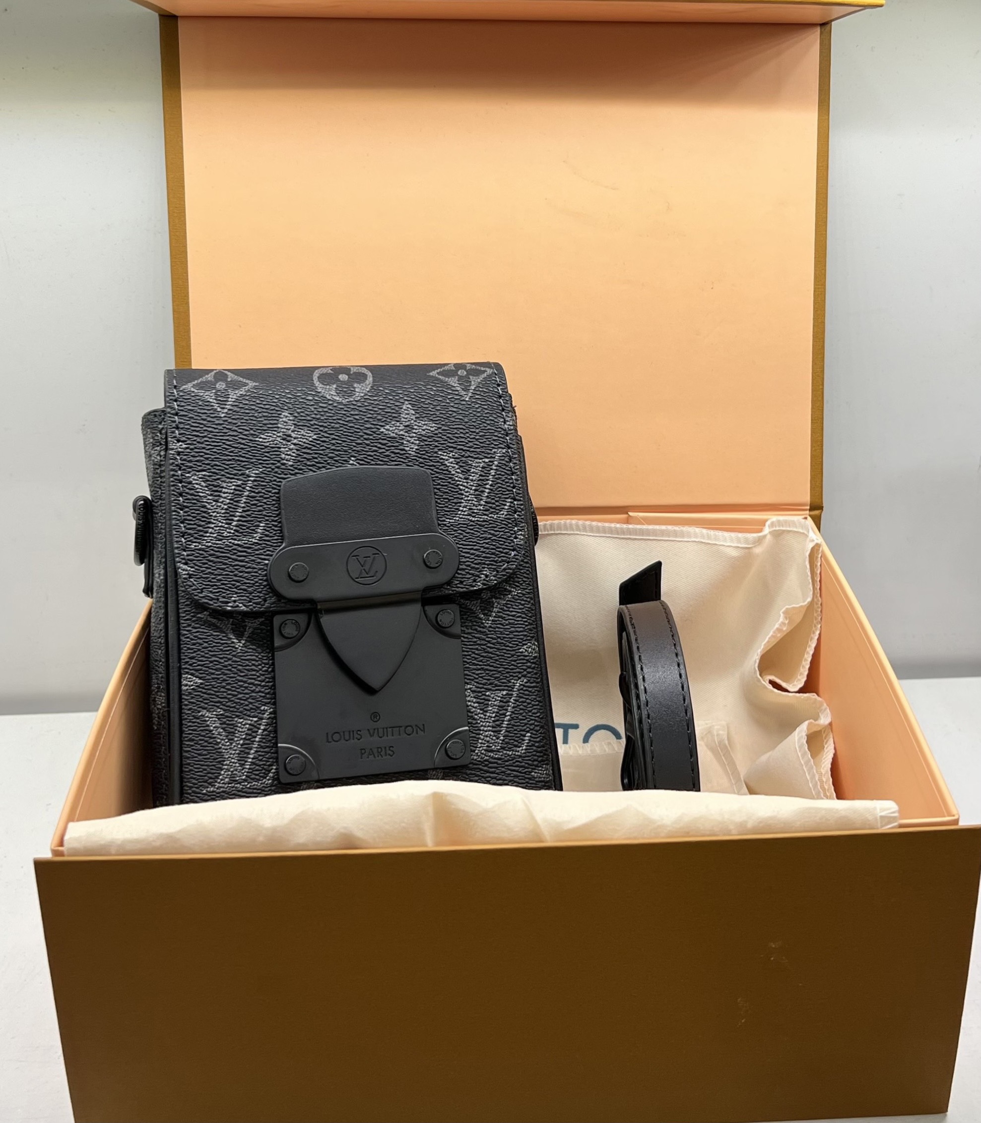 Tổng hợp hơn 54 về hộp louis vuitton auth hay nhất cdgdbentreeduvn #37 Tổng hợp hơn 54 về hộp louis vuitton auth hay nhất cdgdbentreeduvn